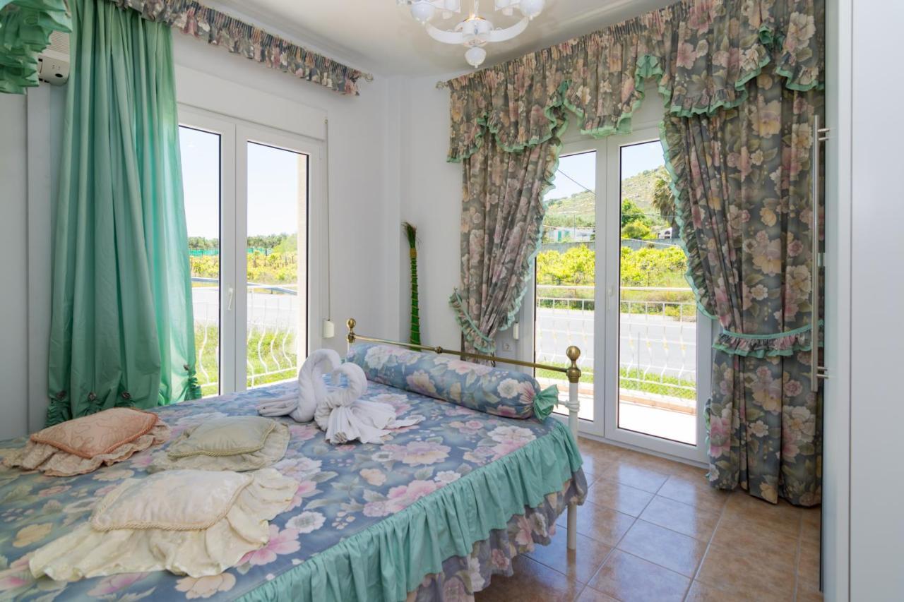 Stratos Palace Elia  Eksteriør billede